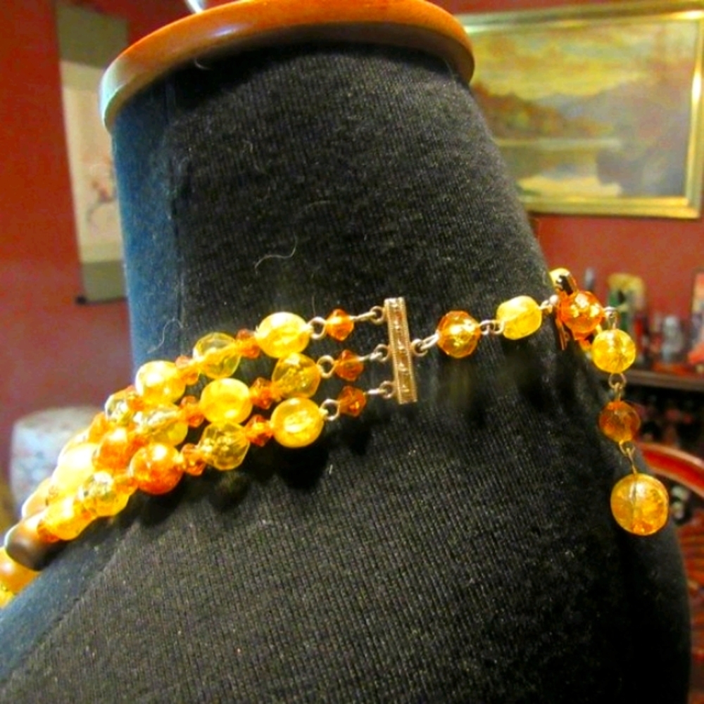 🍂 Lovely Vintage Gold-Cream-Bronze Beaded Necklace - Picture 5 of 16